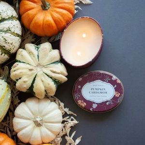Rosy Rings Limited Edition Pumpkin Cardamom travel tin NWT